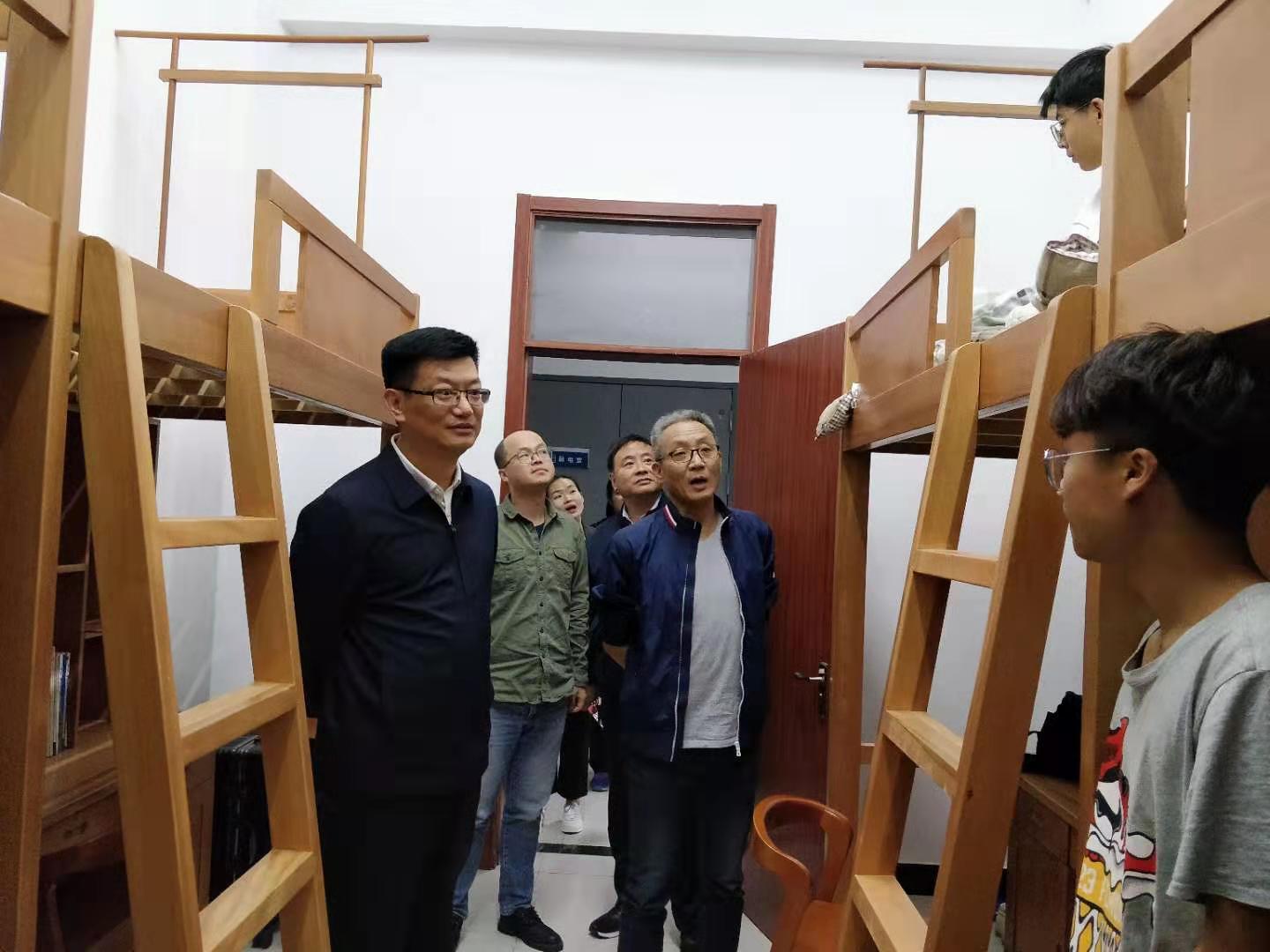 微信图片_20191118112754.jpg 微信图片_20191118112754.jpg