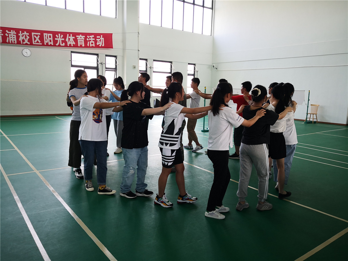 1-队列操练.jpg 1-队列操练.jpg