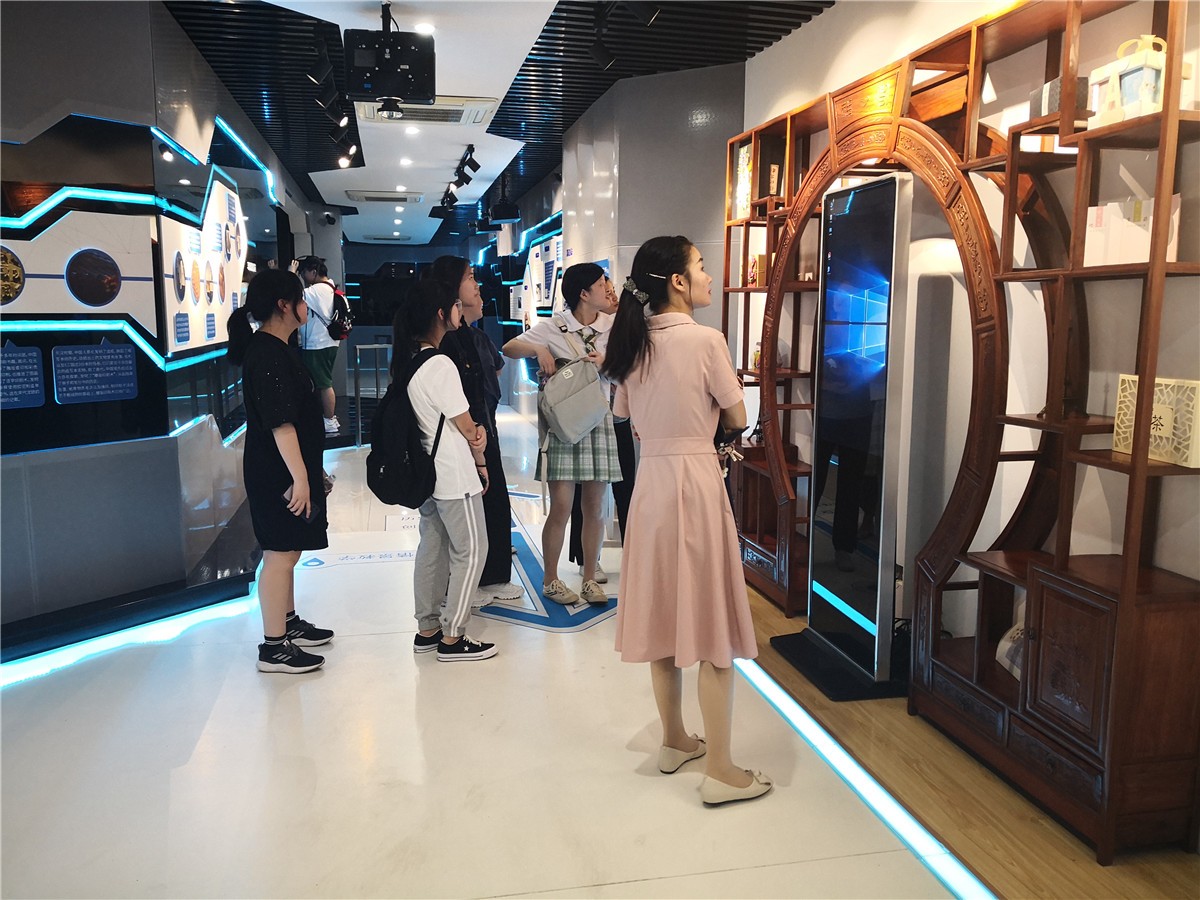 9-参观学习-印刷展览馆.jpg