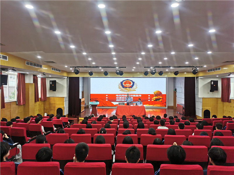 讲座现场5 - 副本_副本.jpg