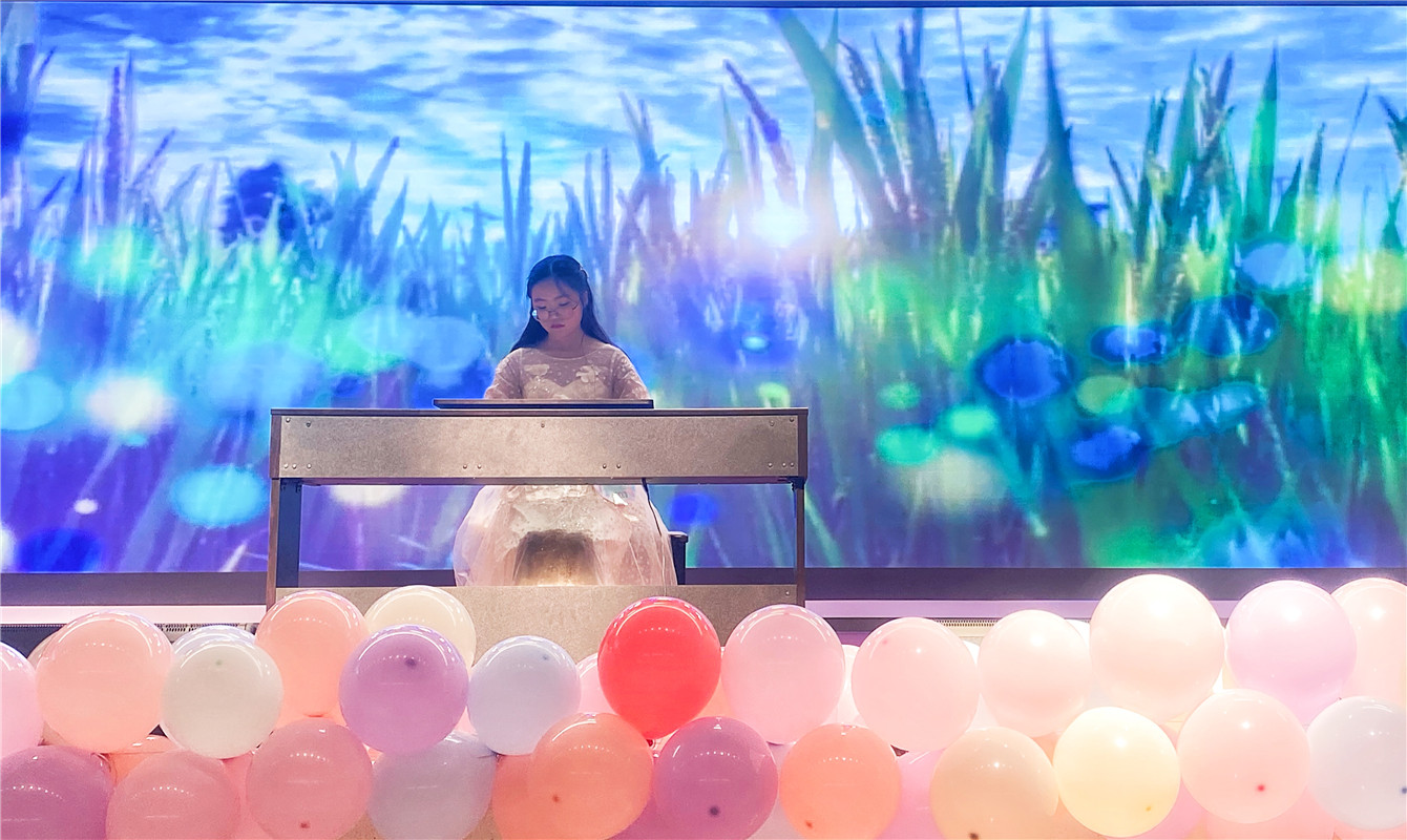 钢琴独奏《Summer》.jpg 钢琴独奏《Summer》.jpg