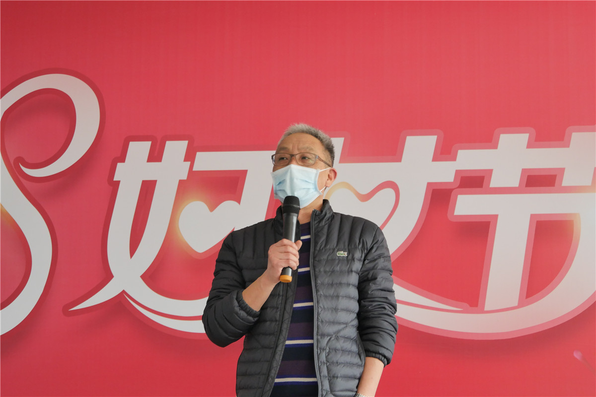 副校长、工会主席陈翔致以节日的问候.jpg 副校长、工会主席陈翔致以节日的问候.jpg