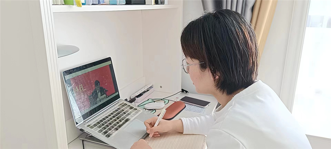 8秦子渊.jpg 8秦子渊.jpg