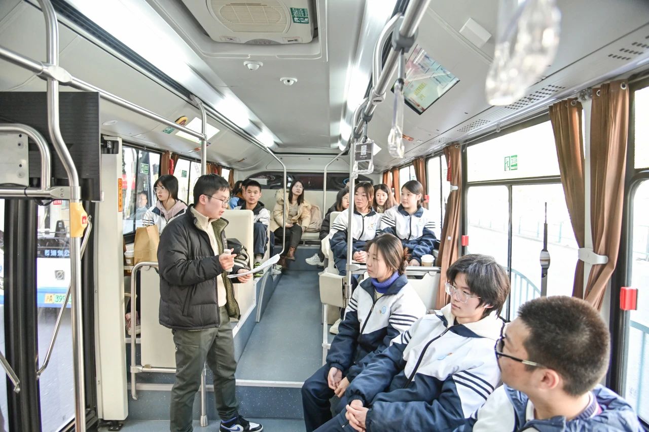 f6519fedf6dd2caa680ff645c8fc6c3b.jpg