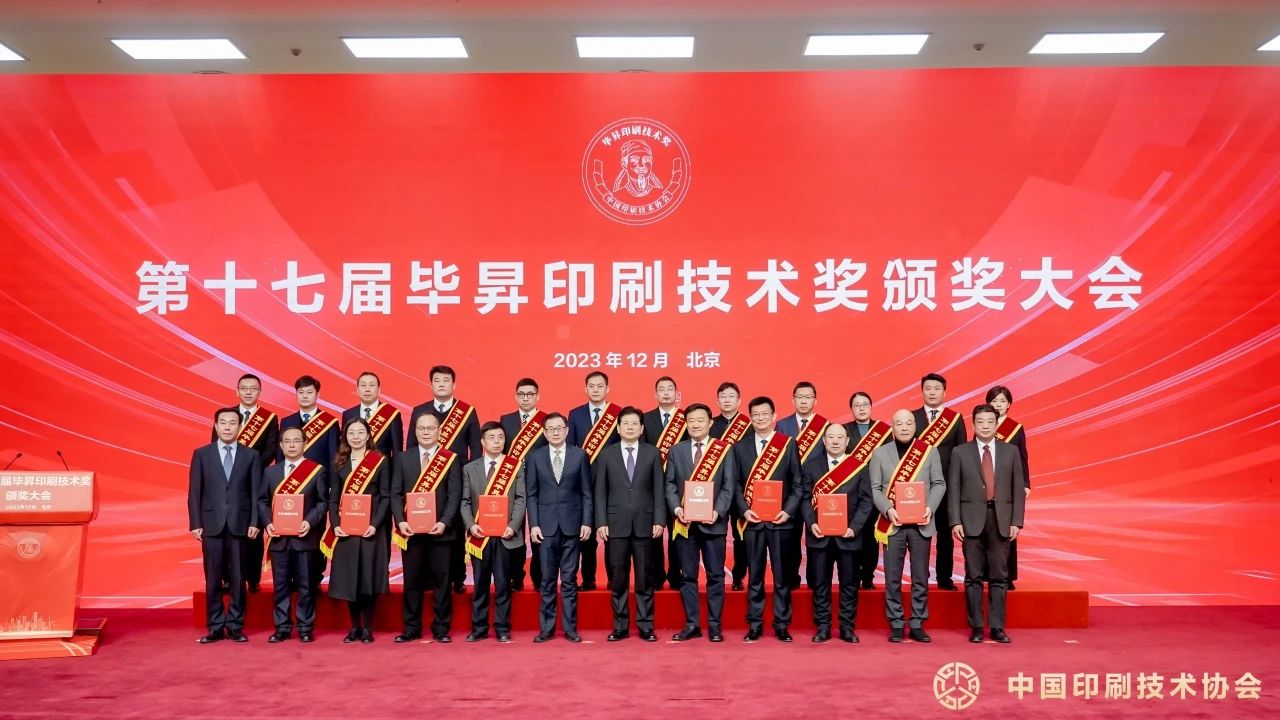 b109e2a0ebffd33314d3ada4d0eef93c.jpg b109e2a0ebffd33314d3ada4d0eef93c.jpg