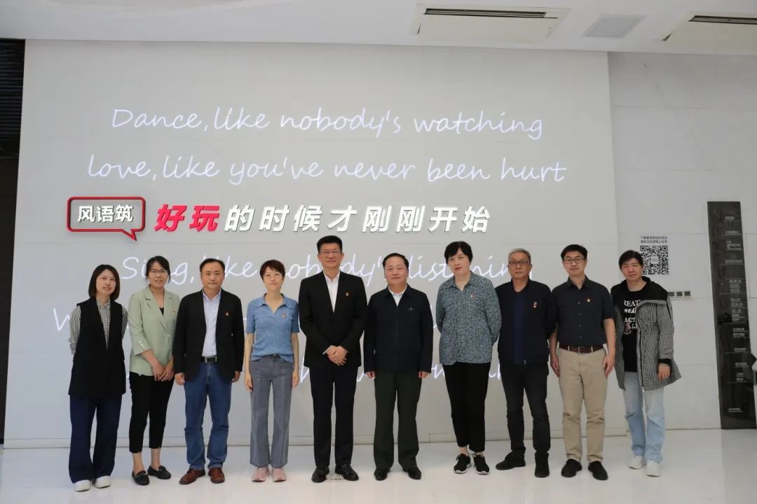 8cd35182d0bec5591d4388ace266a697.jpg 8cd35182d0bec5591d4388ace266a697.jpg